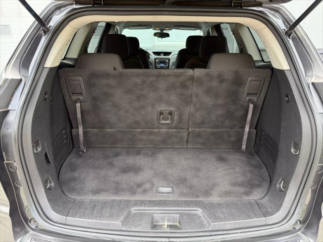 used 2015 Chevrolet Traverse car, priced at $9,997