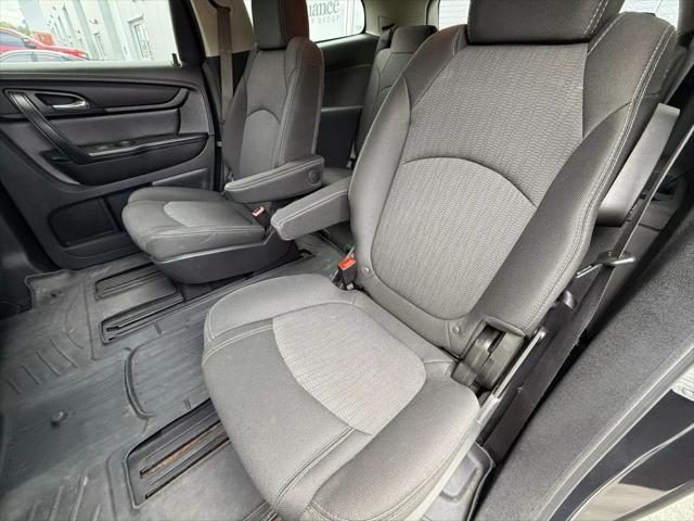 used 2015 Chevrolet Traverse car, priced at $9,997