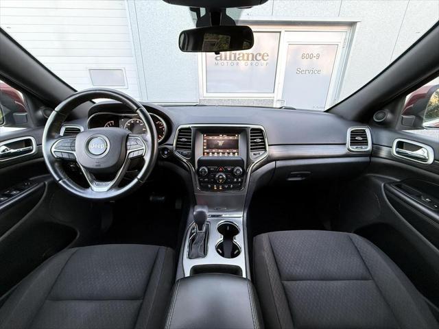 used 2019 Jeep Grand Cherokee car, priced at $16,497