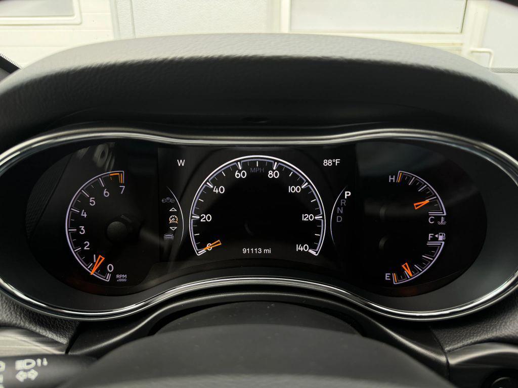 used 2019 Jeep Grand Cherokee car, priced at $15,497