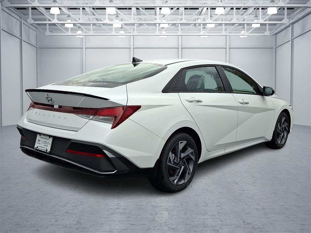 new 2025 Hyundai Elantra car, priced at $25,605