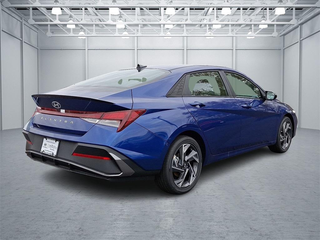 new 2025 Hyundai Elantra car, priced at $25,160