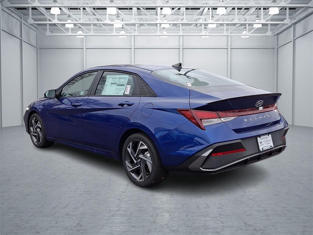 new 2025 Hyundai Elantra car, priced at $25,160