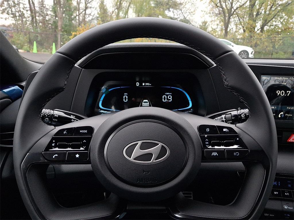 new 2025 Hyundai Elantra car, priced at $25,160