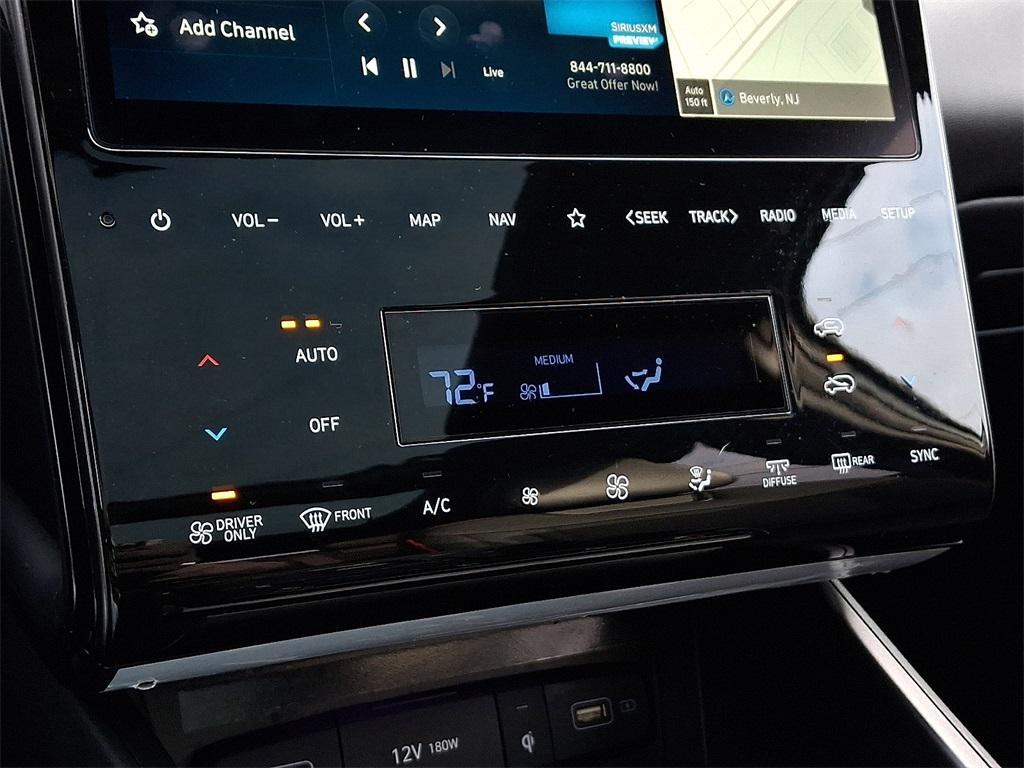 used 2024 Hyundai TUCSON Hybrid car, priced at $28,000