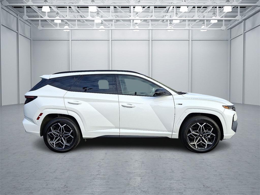 used 2024 Hyundai TUCSON Hybrid car, priced at $28,000