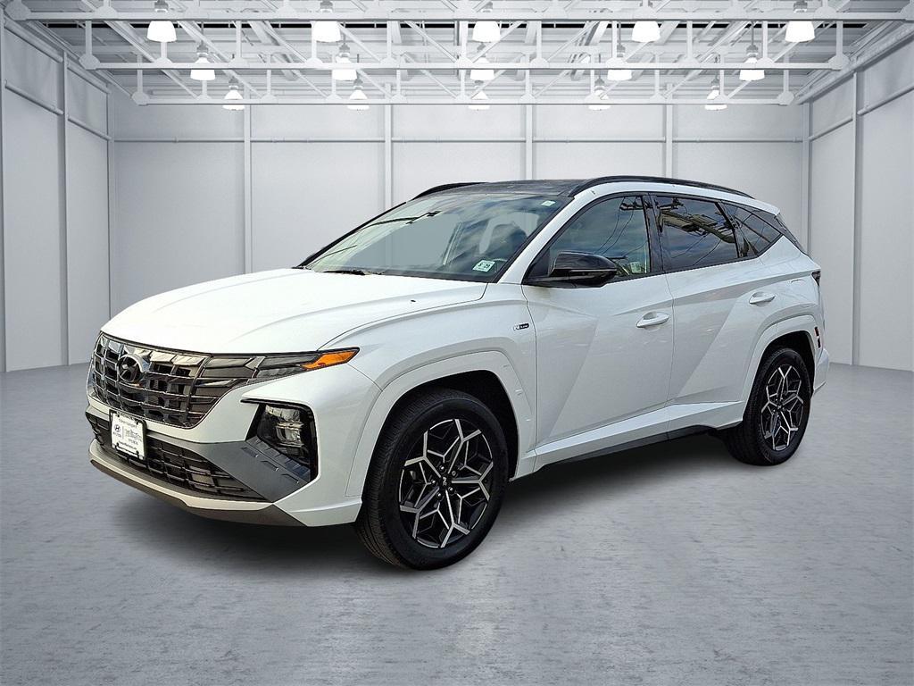 used 2024 Hyundai TUCSON Hybrid car, priced at $28,000