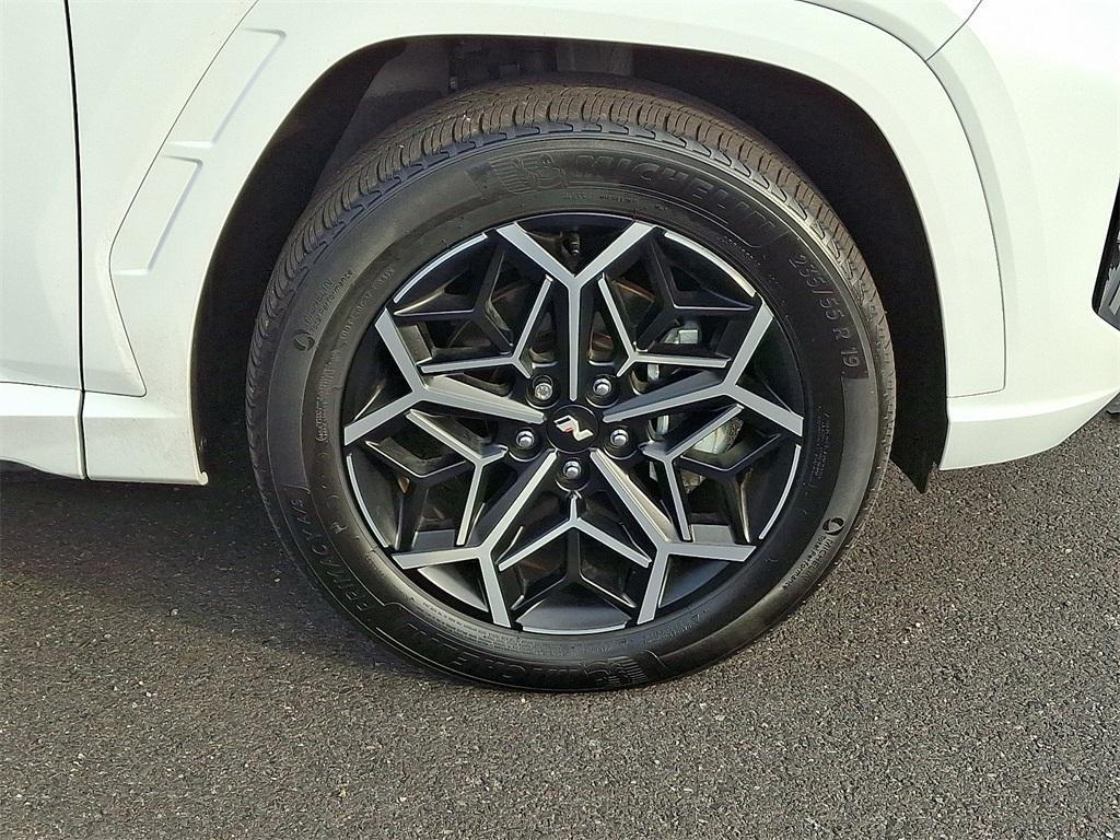 used 2024 Hyundai TUCSON Hybrid car, priced at $28,000