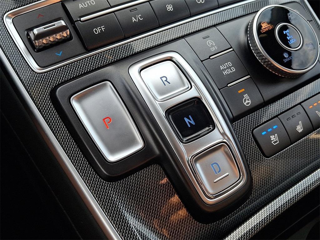 used 2022 Hyundai Santa Fe car, priced at $24,000