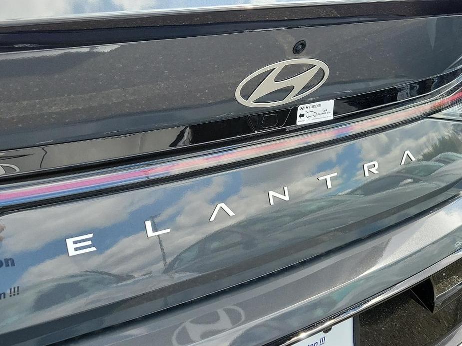 new 2024 Hyundai Elantra car, priced at $30,125