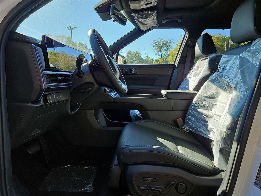 new 2025 Hyundai SANTA FE HEV car, priced at $52,430