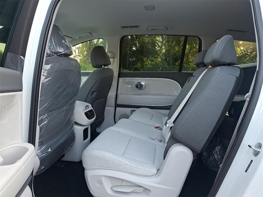 new 2026 Hyundai IONIQ 9 car, priced at $62,050