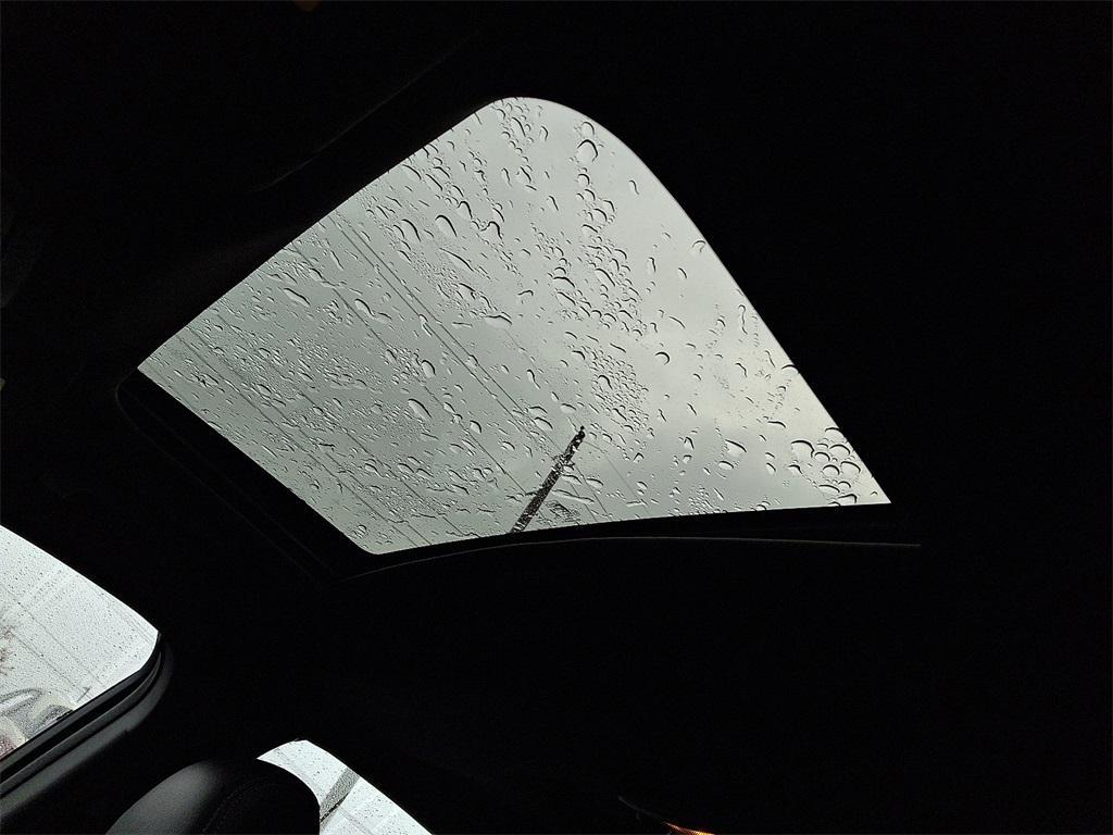 used 2016 Ford Taurus car, priced at $10,500