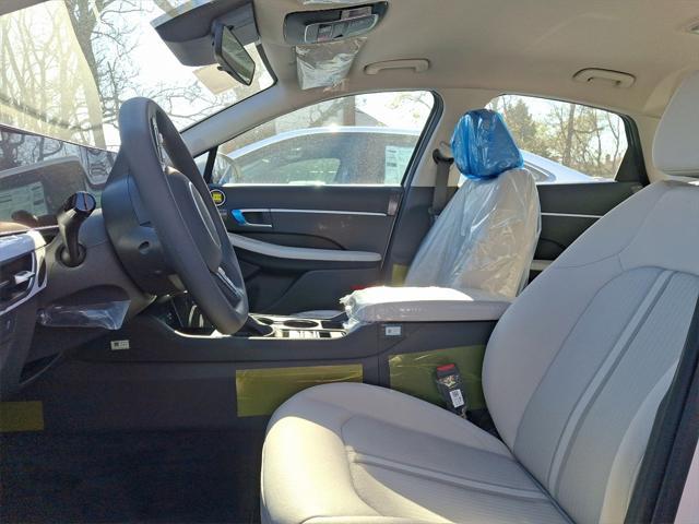 new 2025 Hyundai Sonata car, priced at $28,825