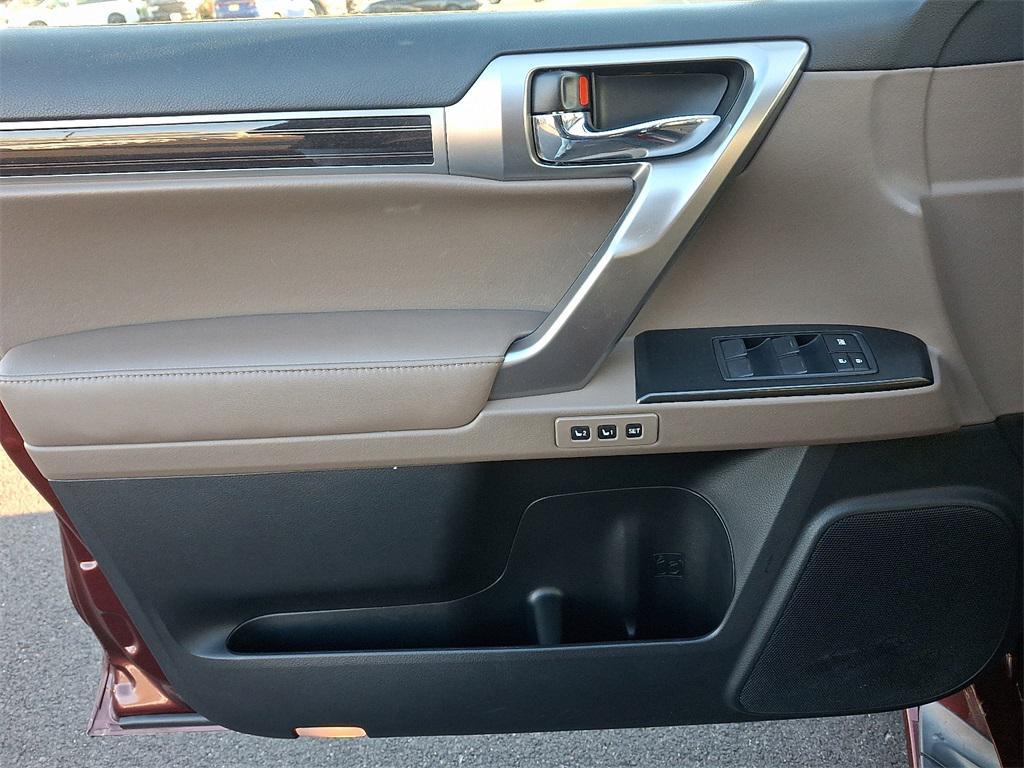used 2022 Lexus GX 460 car, priced at $44,000