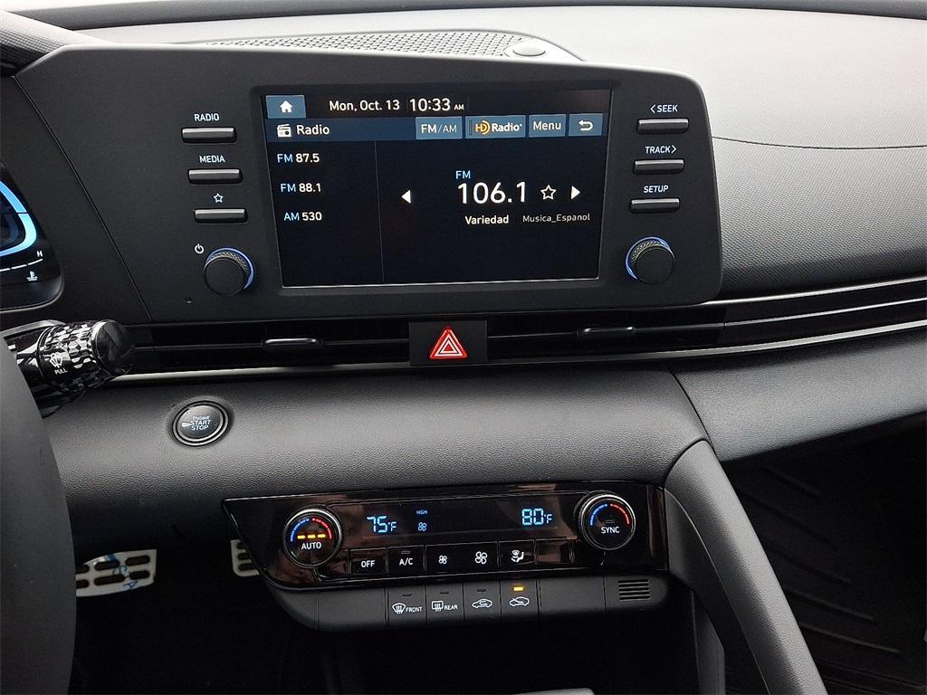 new 2025 Hyundai Elantra car