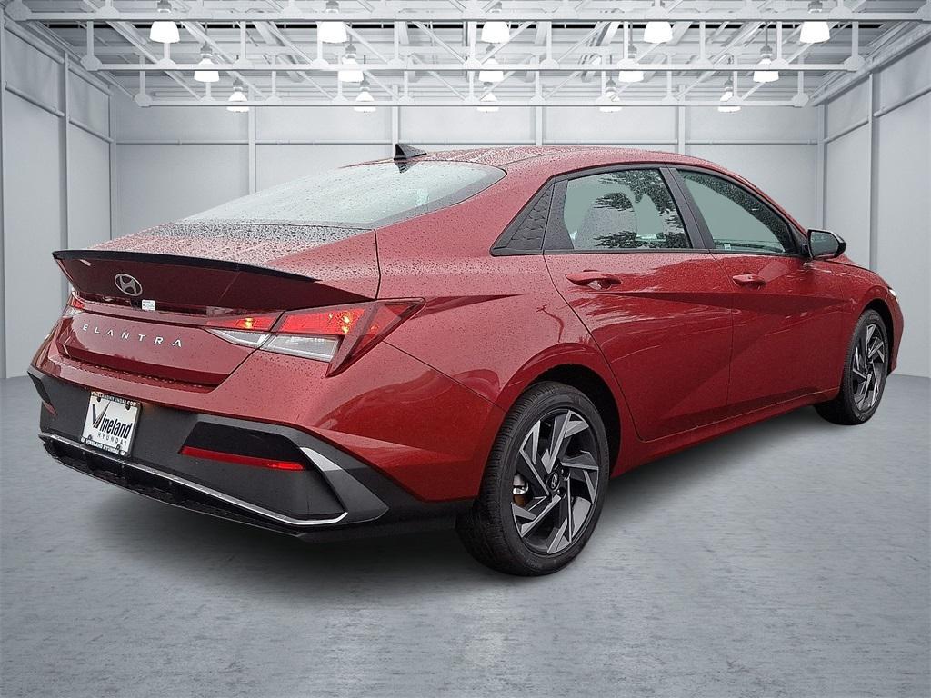 new 2025 Hyundai Elantra car