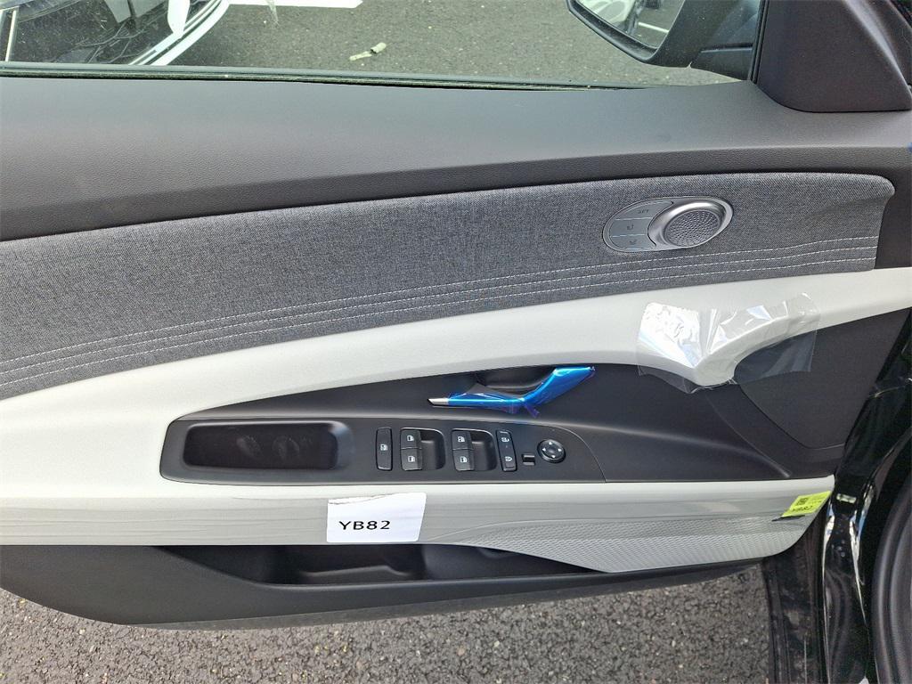 new 2025 Hyundai ELANTRA HEV car, priced at $31,435