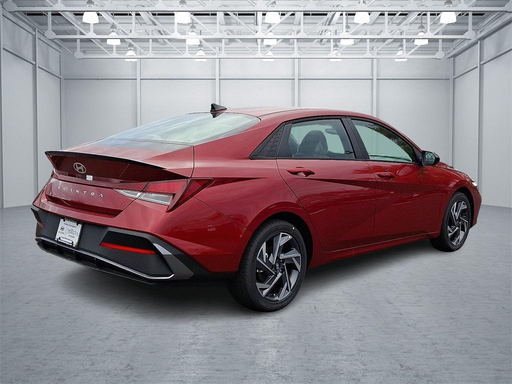 new 2025 Hyundai Elantra car, priced at $25,665