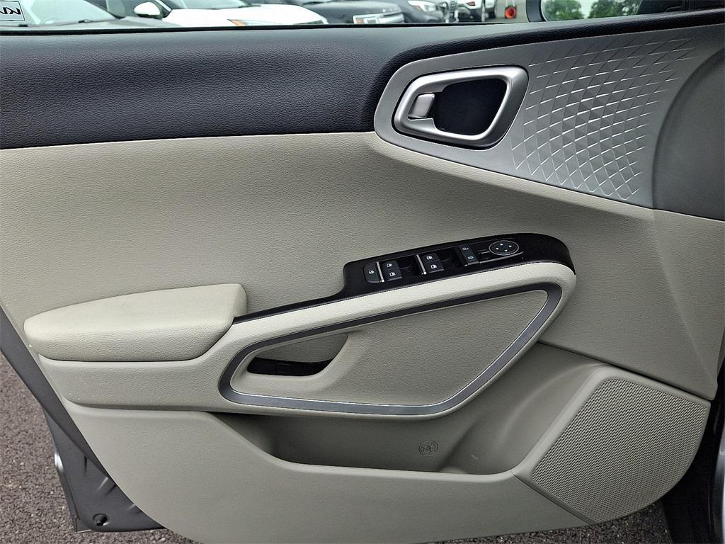 used 2022 Kia Soul car, priced at $18,500