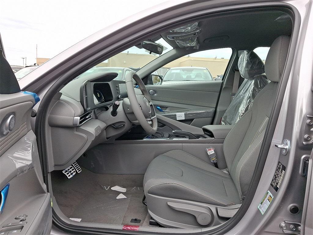 new 2025 Hyundai Elantra car, priced at $25,105