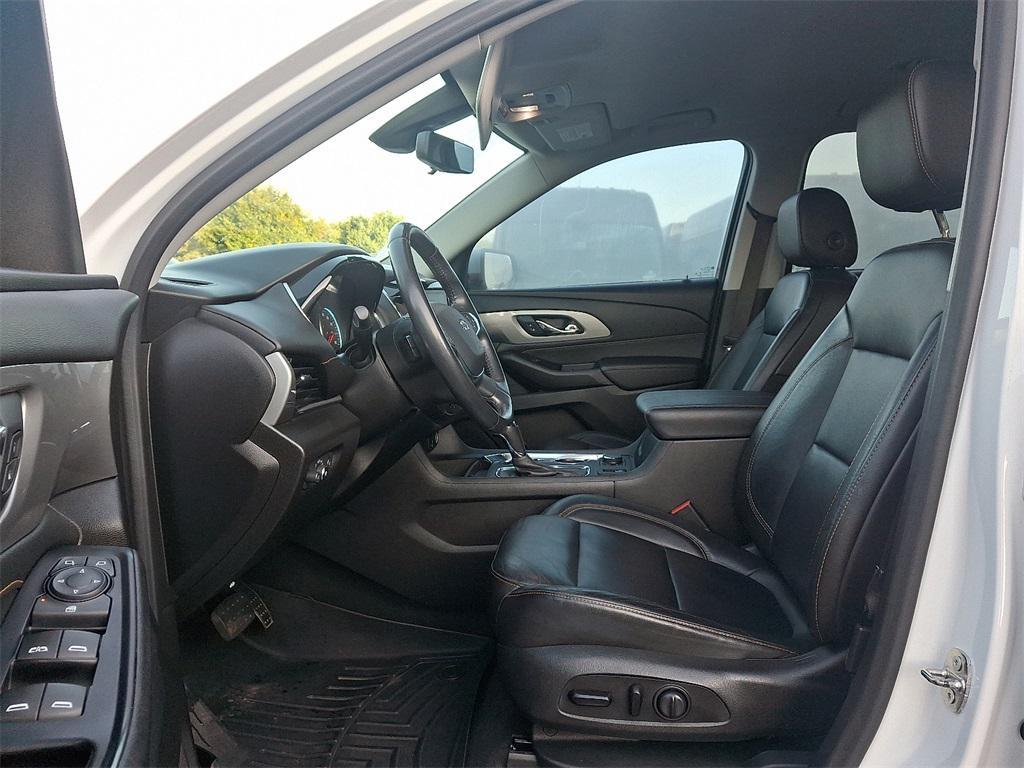 used 2020 Chevrolet Traverse car, priced at $25,000