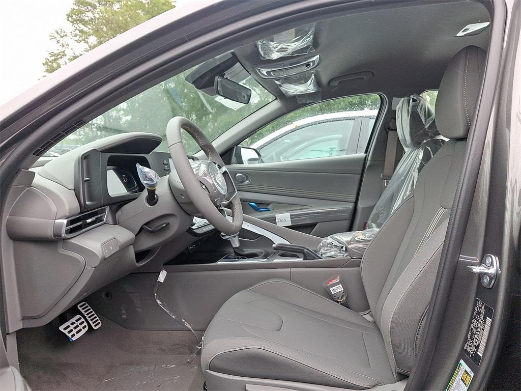 new 2025 Hyundai Elantra car, priced at $25,165
