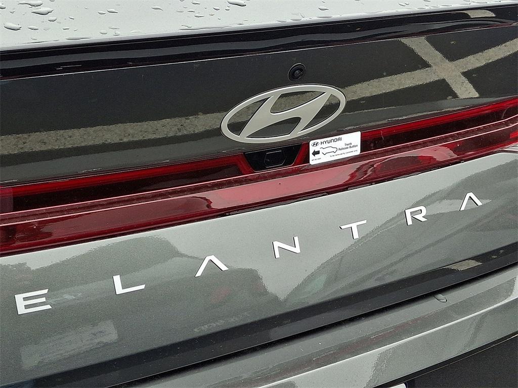 new 2025 Hyundai Elantra car, priced at $25,165