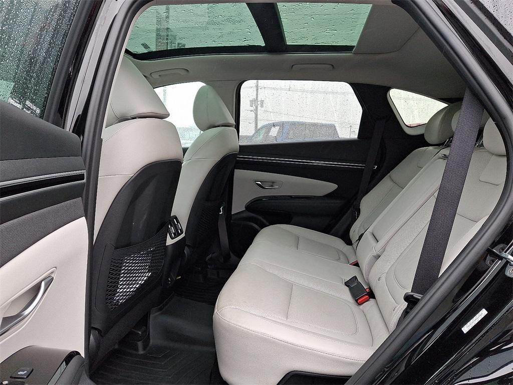 used 2022 Hyundai TUCSON Hybrid car, priced at $24,000