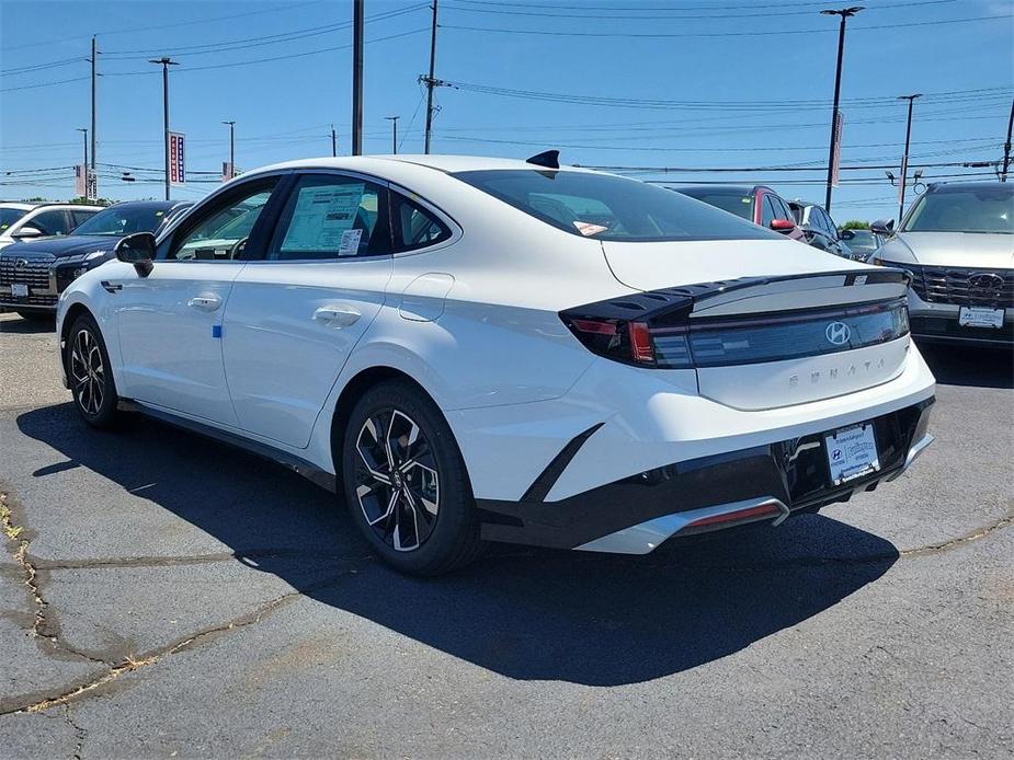 new 2024 Hyundai Sonata car, priced at $31,215