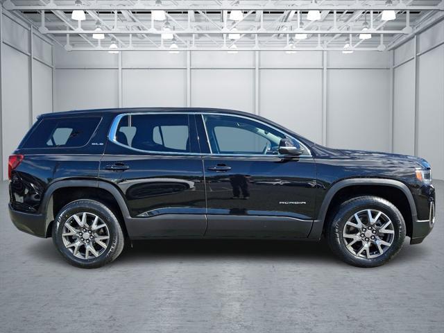 used 2022 GMC Acadia car, priced at $25,000