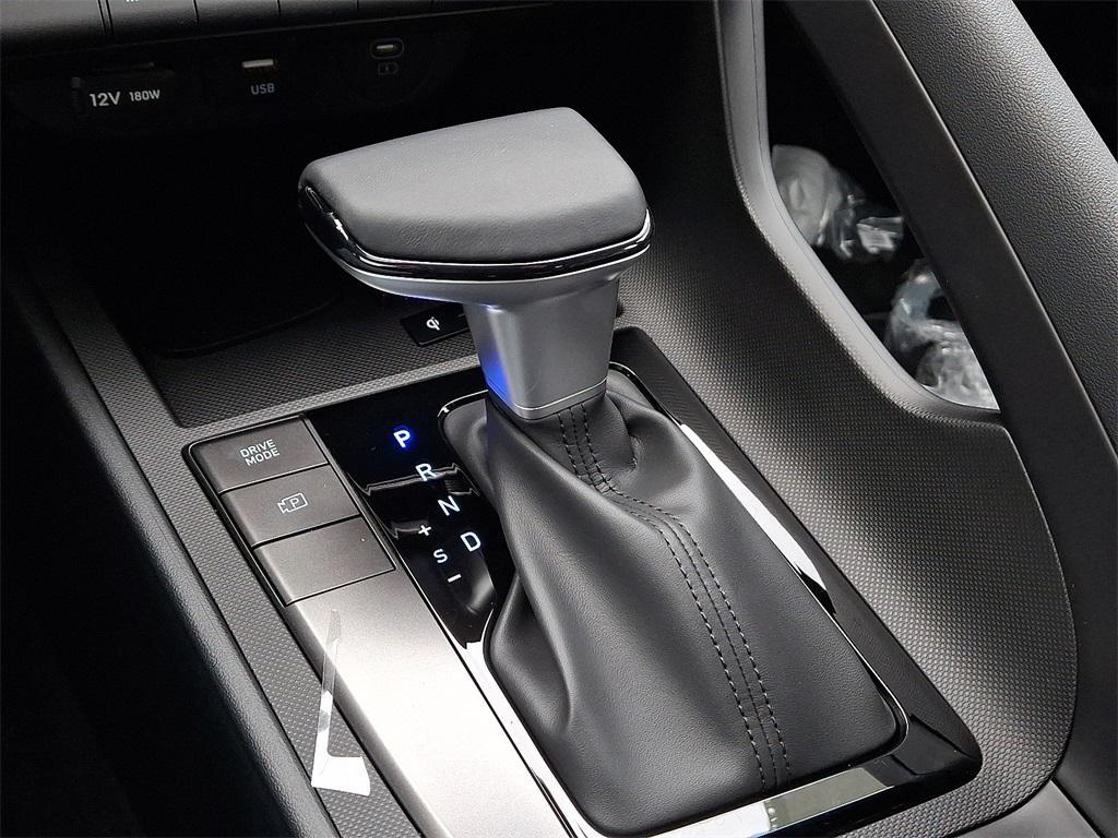 new 2025 Hyundai Elantra car, priced at $25,160