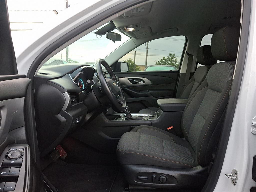 used 2021 Chevrolet Traverse car, priced at $21,000