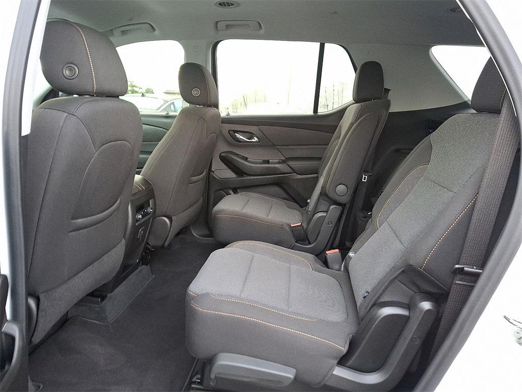 used 2021 Chevrolet Traverse car, priced at $21,000