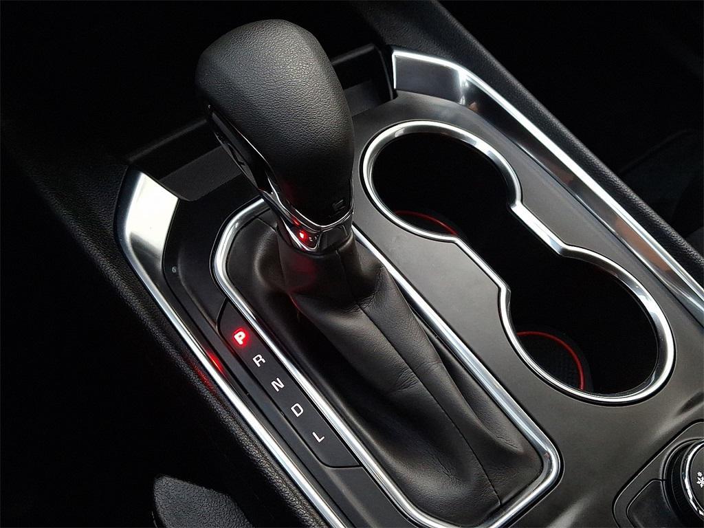 used 2021 Chevrolet Traverse car, priced at $21,000