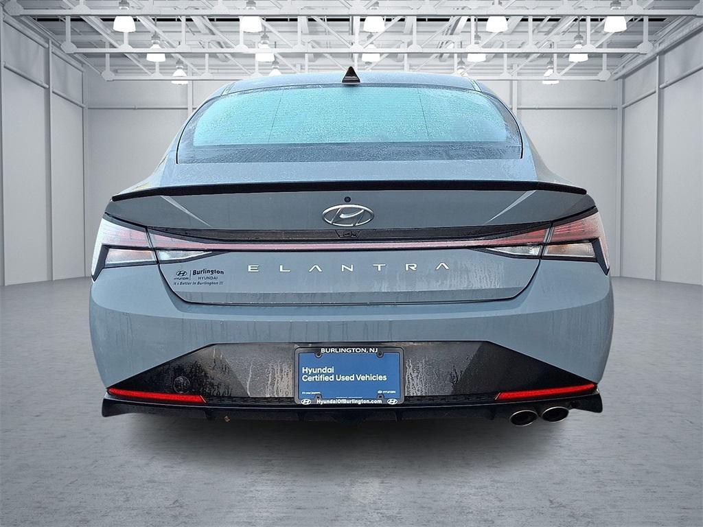 new 2022 Hyundai Elantra car