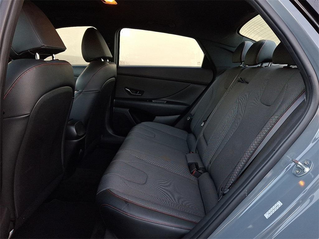 new 2022 Hyundai Elantra car