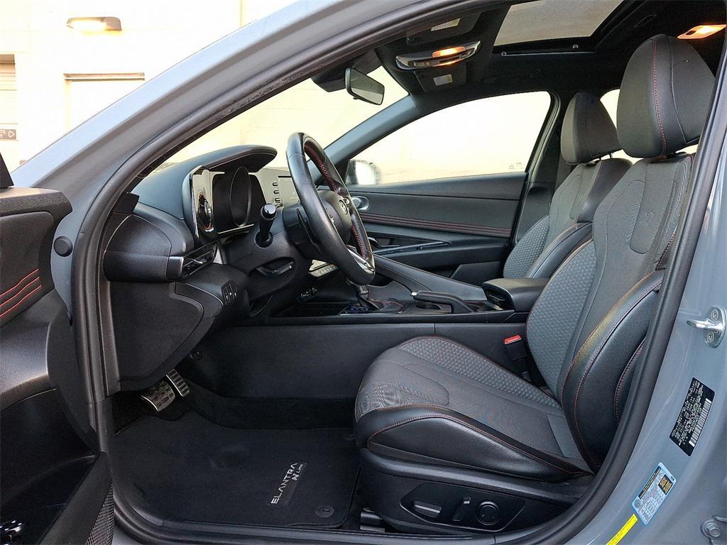 new 2022 Hyundai Elantra car