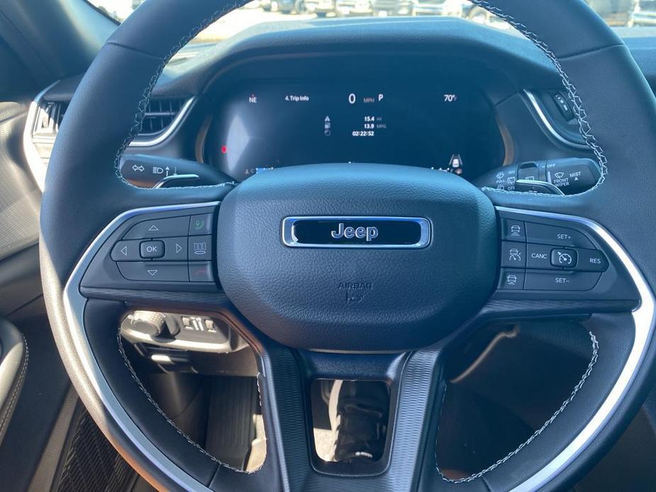 new 2024 Jeep Grand Cherokee car, priced at $43,907