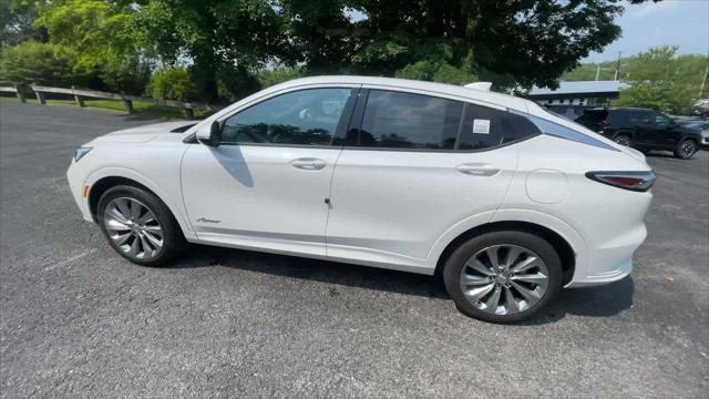 new 2025 Buick Envista car, priced at $31,885