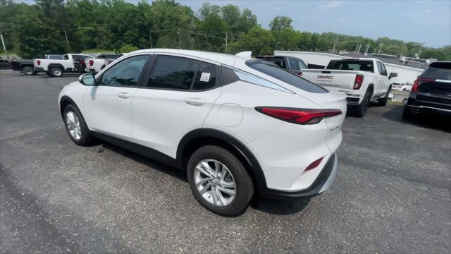 new 2025 Buick Envista car, priced at $26,980