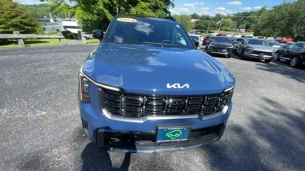 used 2024 Kia Sorento car, priced at $41,700