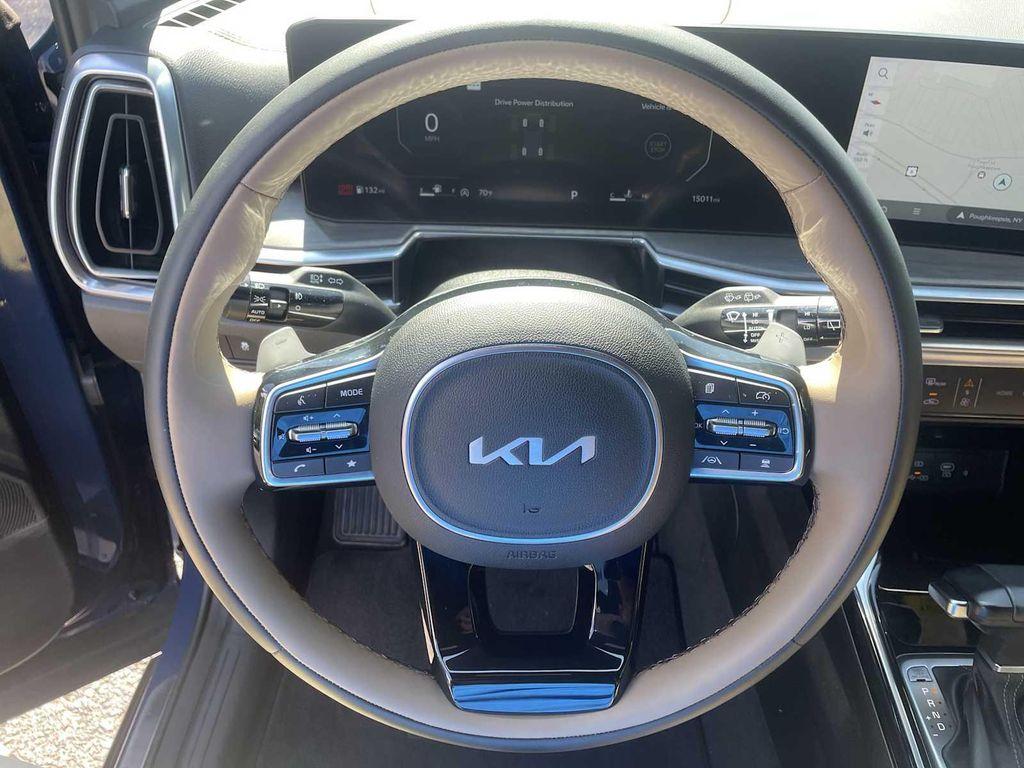 used 2024 Kia Sorento car, priced at $41,700