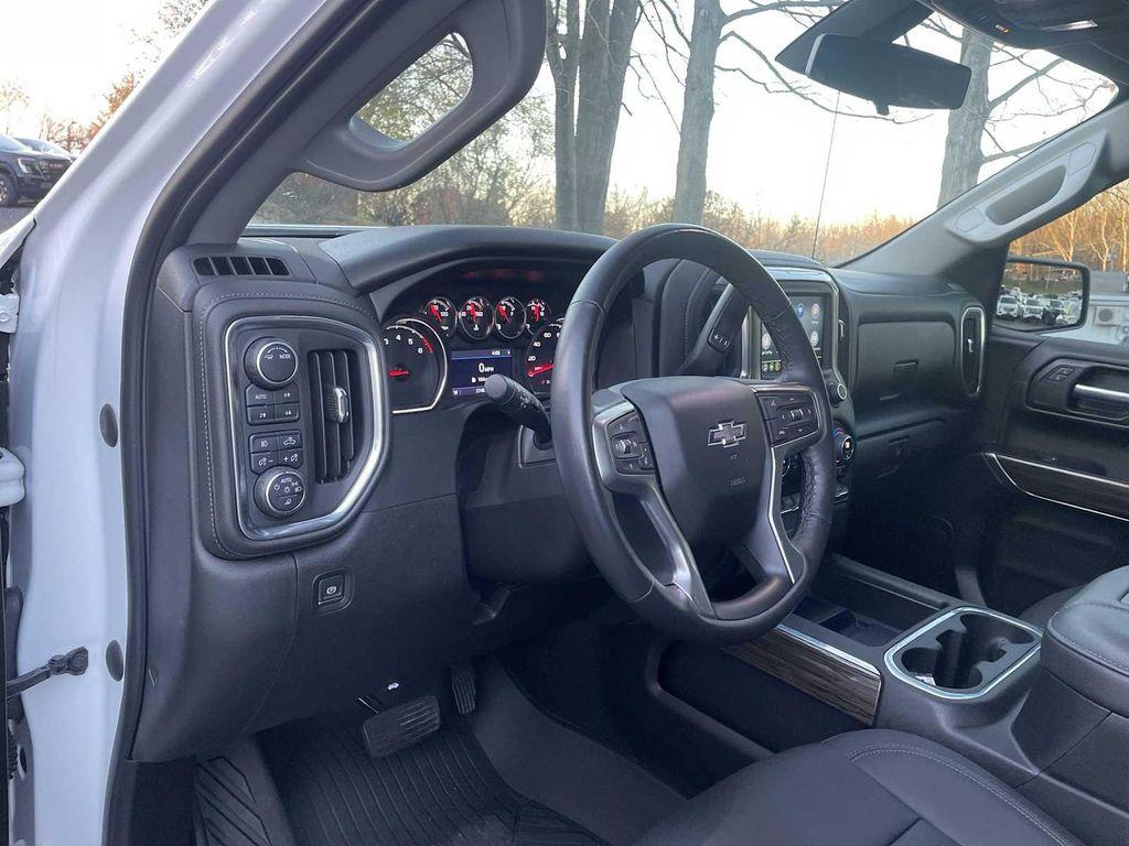 used 2022 Chevrolet Silverado 1500 car, priced at $43,990
