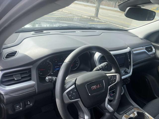 used 2022 GMC Acadia car, priced at $26,400