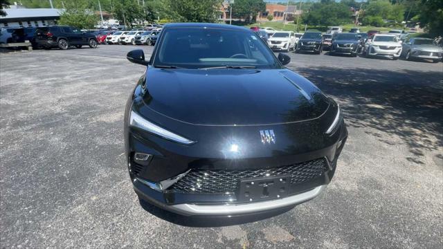 new 2025 Buick Envista car, priced at $31,485