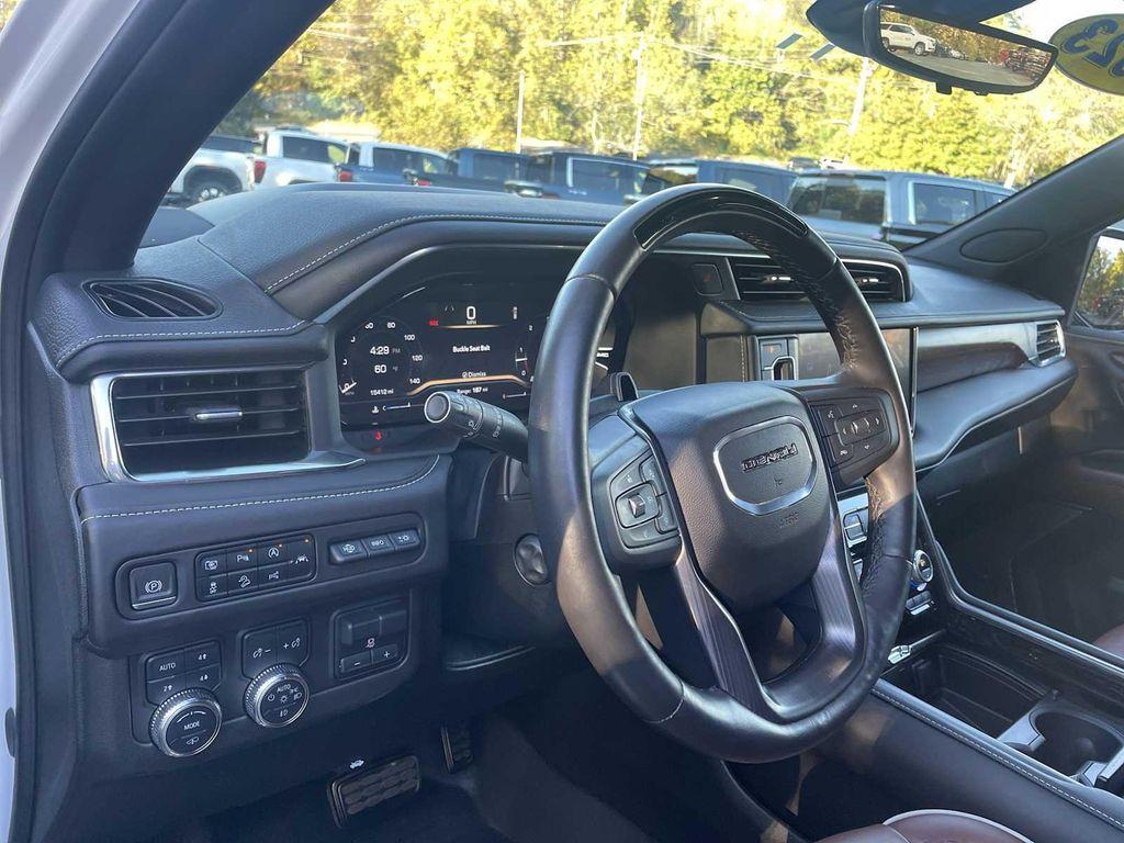used 2023 GMC Yukon car, priced at $75,990