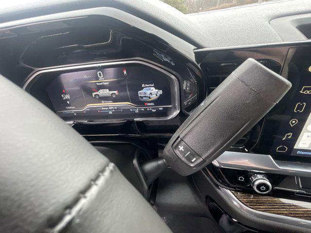 used 2024 GMC Sierra 1500 car, priced at $43,900