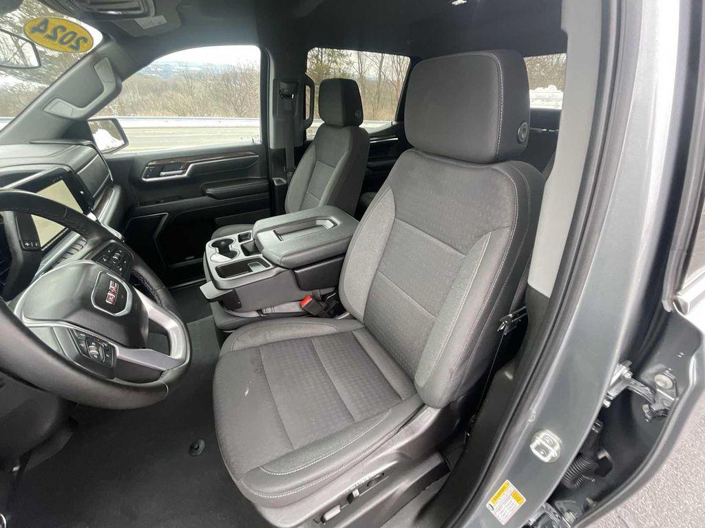 used 2024 GMC Sierra 1500 car, priced at $40,489