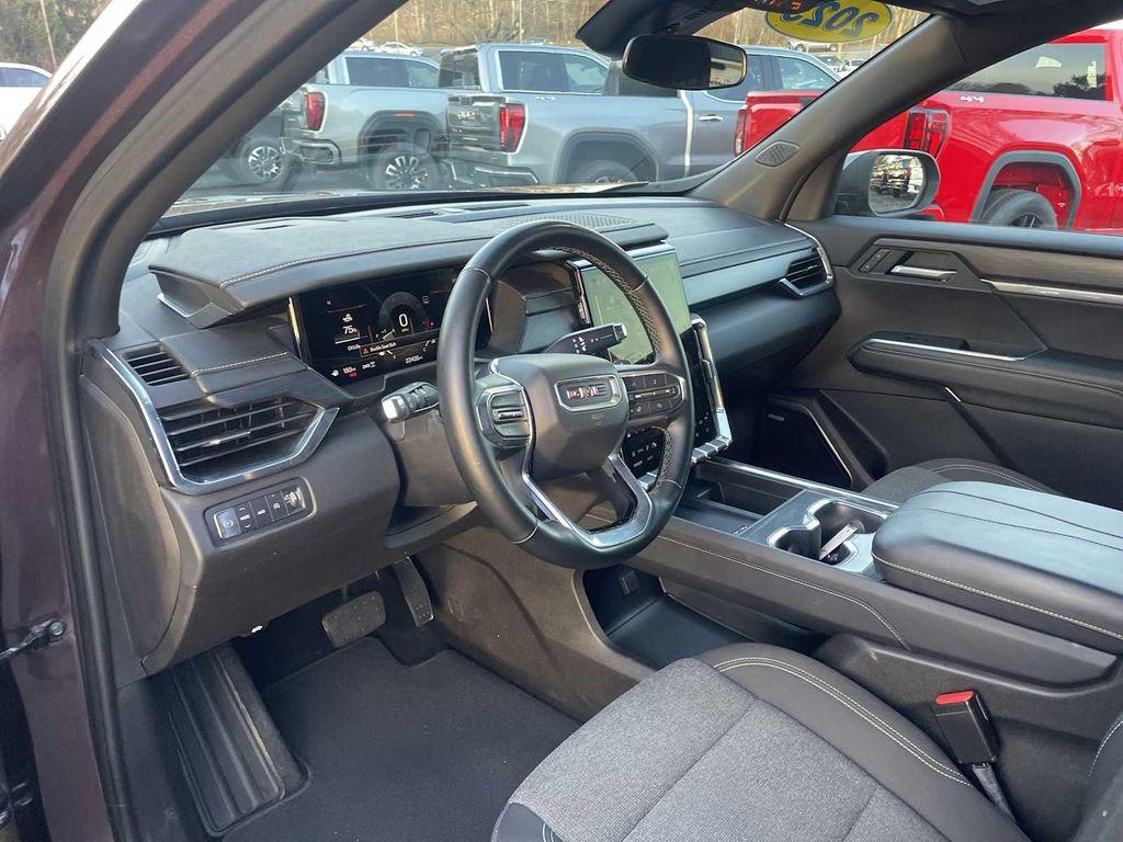 used 2025 GMC Acadia car, priced at $35,970